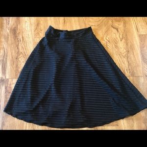 Silhouette nyc  Black Skirt Sz M